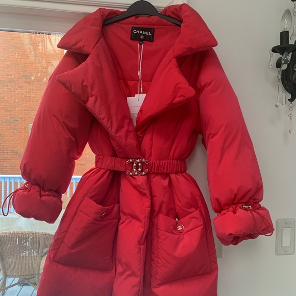 Runway 2019 CHANEL winter Coat PUFFER JACKET Red Size 34, XS, 0-2 New with tag - Picture 11 of 16